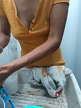 Bombonsexyxh online show from 07/17/26, 10:29