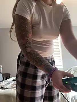 jaseyrae online show from 11/05/25, 05:27