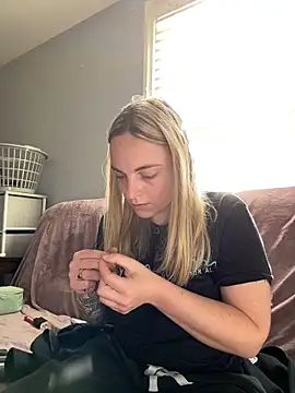 jaseyrae online show from 05/13/26, 01:07
