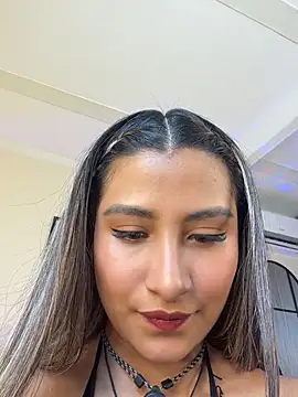 Rubyross21 online show from 05/06/26, 10:03