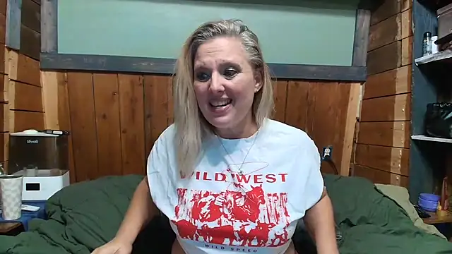lisaxlovexxx online show from 04/29/26, 01:43