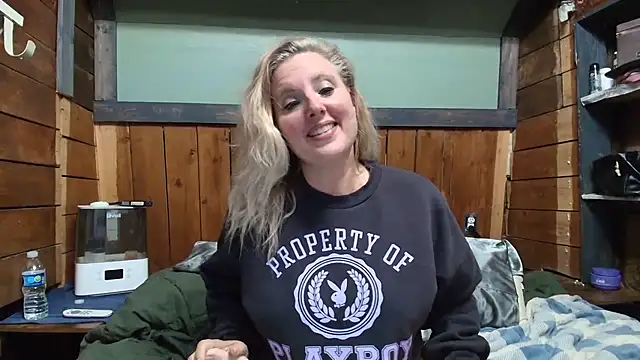 lisaxlovexxx online show from 03/24/26, 03:28