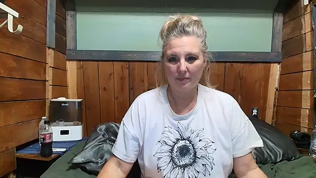 lisaxlovexxx online show from 05/16/26, 01:26