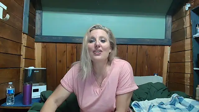 lisaxlovexxx online show from 03/02/26, 12:00