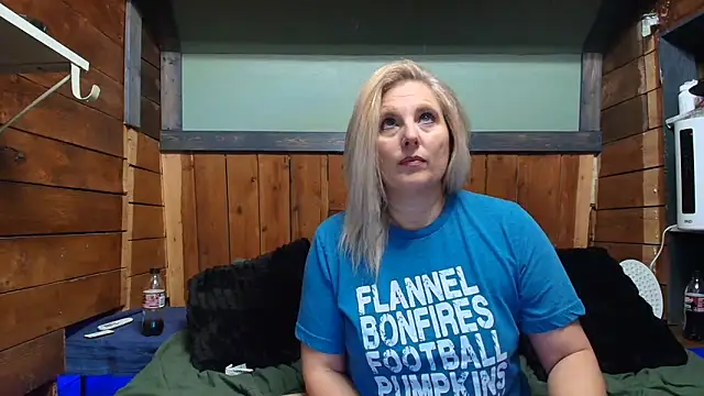 lisaxlovexxx online show from 12/17/25, 05:40