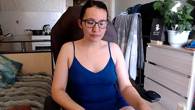 Snapshot of AnKey_Rayah chatting on 06/19/26, 06:41 AnKey Rayah online show from 06/19/26, 06:41