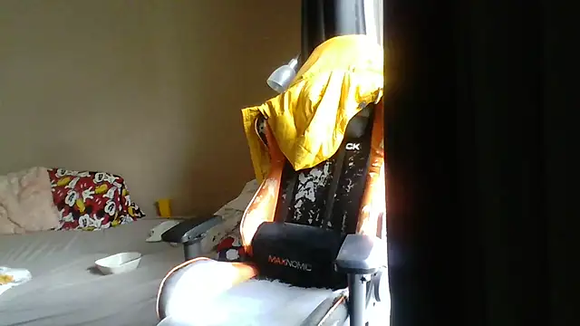 David250692 online show from 03/26/26, 12:03