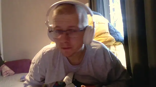 David250692 online show from 11/27/25, 09:32