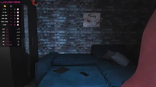 Snapshot of mark_normal chatting on 10/22/25, 04:01 mark normal online show from 10/22/25, 04:01