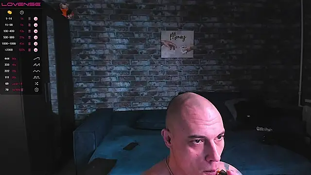 Snapshot of mark_normal chatting on 02/13/26, 01:16 mark normal online show from 02/13/26, 01:16