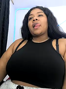 paola091 online show from 11/26/25, 12:21