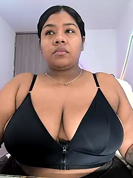 paola091 online show from 04/15/26, 11:38