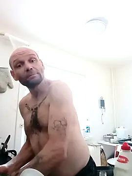 Snapshot of ganjaman871231 chatting on 02/16/26, 03:21 ganjaman871231 online show from 02/16/26, 03:21