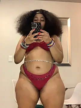 Snapshot of CurvyDesire1 chatting on 09/18/25, 10:35 CurvyDesire1 online show from 09/18/25, 10:35