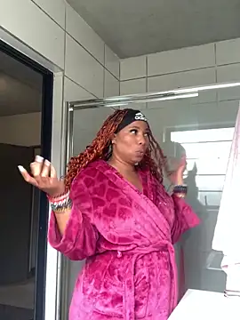 CurvyDesire1 online show from 11/17/25, 05:55