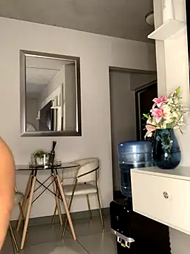 CurvyDesire1 online show from 12/23/25, 04:56