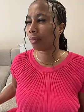 CurvyDesire1 online show from 07/01/26, 11:54