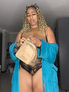 CurvyDesire1 online show from 07/13/26, 09:14