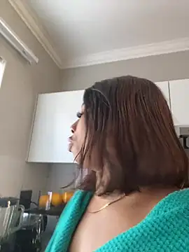 CurvyDesire1 online show from 05/22/26, 07:50
