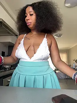CurvyDesire1 online show from 04/21/26, 07:26