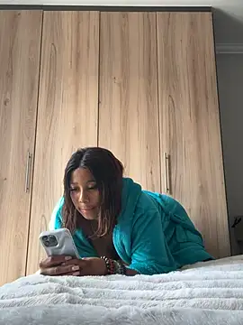 CurvyDesire1 online show from 05/27/26, 11:17