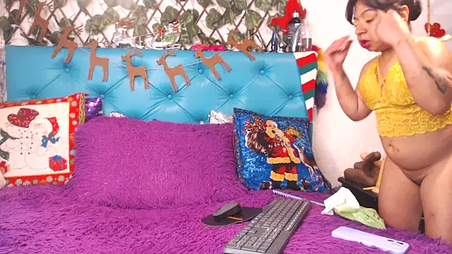 SARAWILLS online show from 12/21/25, 02:30