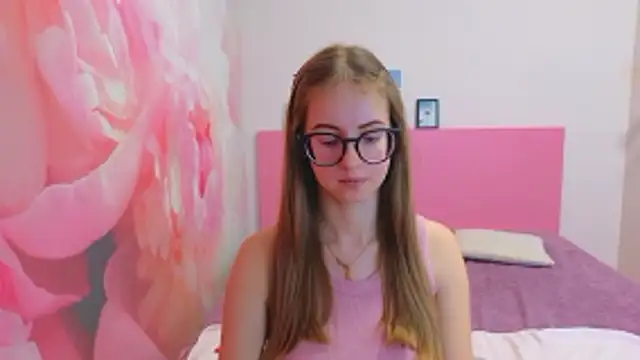 AliceAdams online show from 01/12/26, 07:37