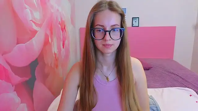 AliceAdams online show from 04/18/26, 07:44