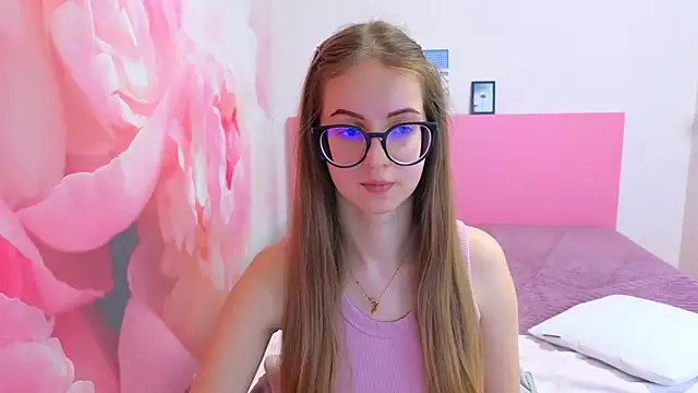 AliceAdams online show from 02/26/26, 07:52