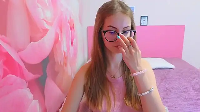 AliceAdams online show from 02/21/26, 08:16