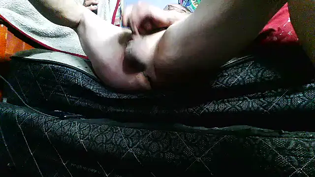 Snapshot of bobbybullit chatting on 02/11/26, 10:20 bobbybullit online show from 02/11/26, 10:20