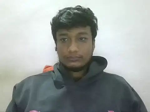 Snapshot of jimnail007 chatting on 12/17/25, 04:28 jimnail007 online show from 12/17/25, 04:28