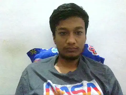 Snapshot of jimnail007 chatting on 09/19/25, 04:05 jimnail007 online show from 09/19/25, 04:05