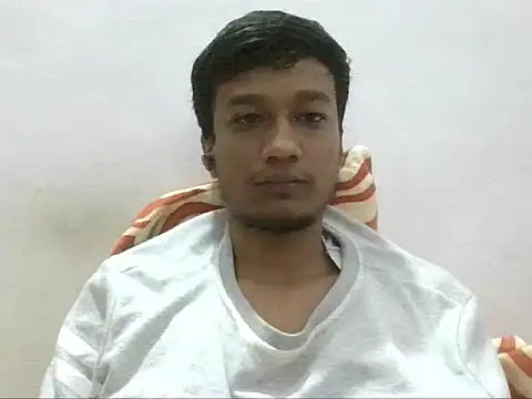 Snapshot of jimnail007 chatting on 11/17/25, 04:27 jimnail007 online show from 11/17/25, 04:27