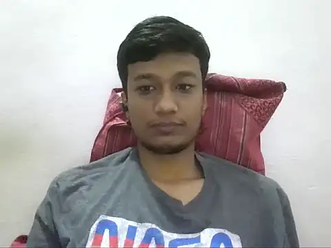 Snapshot of jimnail007 chatting on 10/28/25, 04:02 jimnail007 online show from 10/28/25, 04:02