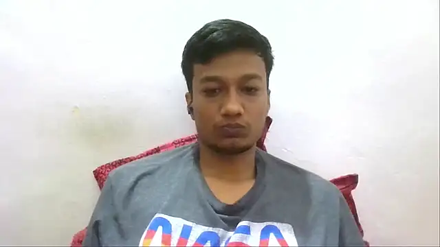 Snapshot of jimnail007 chatting on 10/18/25, 04:36 jimnail007 online show from 10/18/25, 04:36