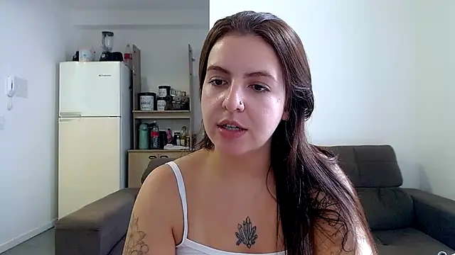 Snapshot of chelbyy chatting on 03/18/26, 08:32 chelbyy online show from 03/18/26, 08:32
