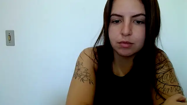 Snapshot of chelbyy chatting on 05/05/26, 05:38 chelbyy online show from 05/05/26, 05:38