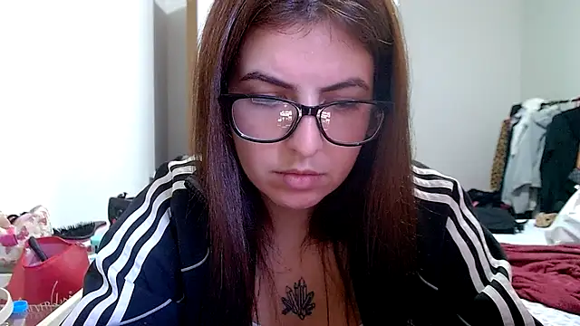 chelbyy online show from 11/11/25, 05:52