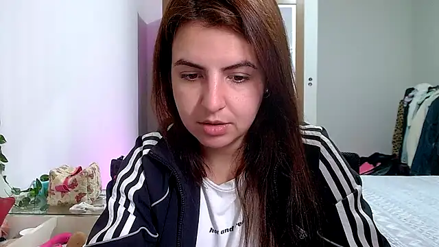 chelbyy online show from 11/08/25, 04:21