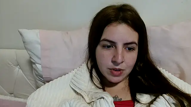 Snapshot of chelbyy chatting on 05/27/26, 03:25 chelbyy online show from 05/27/26, 03:25
