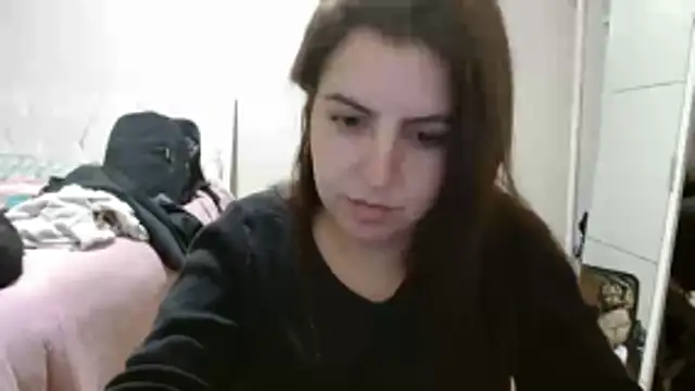 Snapshot of chelbyy chatting on 05/22/26, 10:19 chelbyy online show from 05/22/26, 10:19