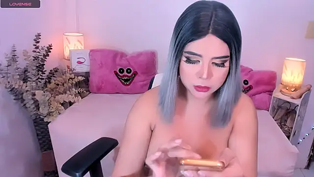 Snapshot of AmazingDREAMGirl chatting on 09/18/25, 11:57 AmazingDREAMGirl online show from 09/18/25, 11:57