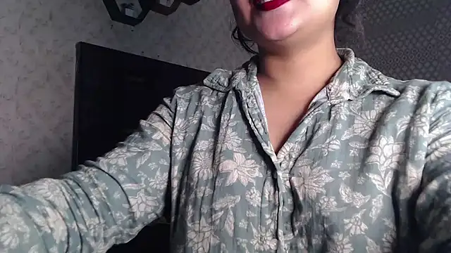 Snapshot of Indian_Anu chatting on 01/25/25, 04:13 Indian Anu online show from 01/25/25, 04:13