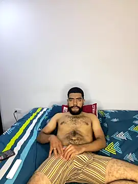 Snapshot of Aroon_Stonne chatting on 11/15/25, 04:38 Aroon Stonne online show from 11/15/25, 04:38