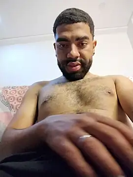 Snapshot of Aroon_Stonne chatting on 12/03/25, 04:13 Aroon Stonne online show from 12/03/25, 04:13