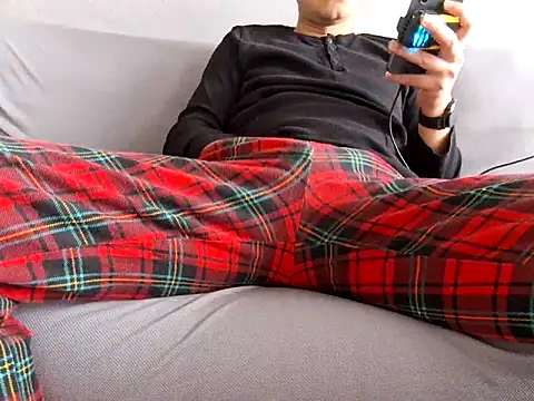 praqun2021 online show from 03/16/26, 06:17