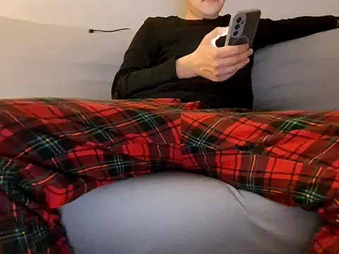 praqun2021 online show from 02/28/26, 09:03