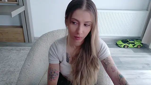 Snapshot of Diddy_sweet chatting on 02/15/26, 10:36 Diddy sweet online show from 02/15/26, 10:36