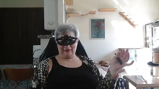 Snapshot of simona60 chatting on 04/04/26, 01:17 simona60 online show from 04/04/26, 01:17